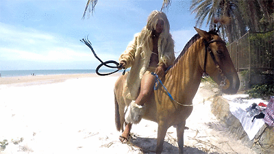 David Blonde in Fur Riding on Golden Pony (Season 3, Part 1), 9min