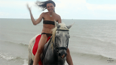 Claire Riding Bareback on Arabian Horse, 3min - Riding.Vision